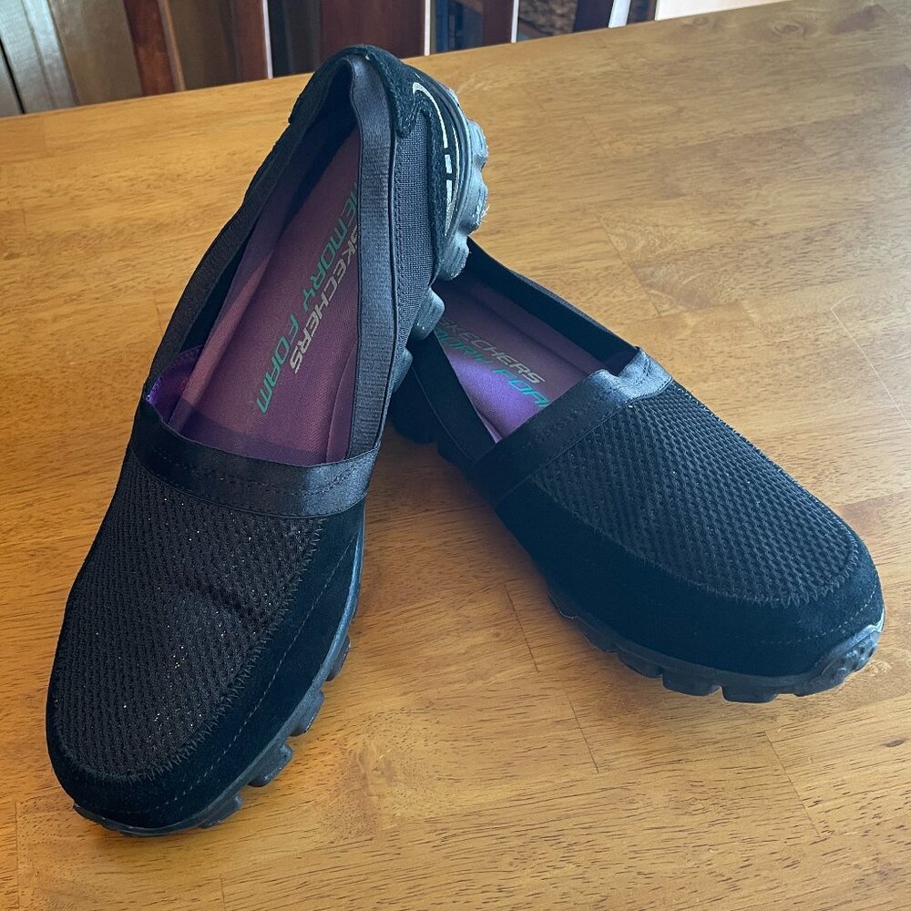 Size 7 Skechers EZ Flex Take It Easy black lightweight slip-on memory foam shoes